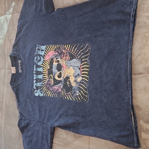 Disney Stich TShirt - Picture 1 of 3